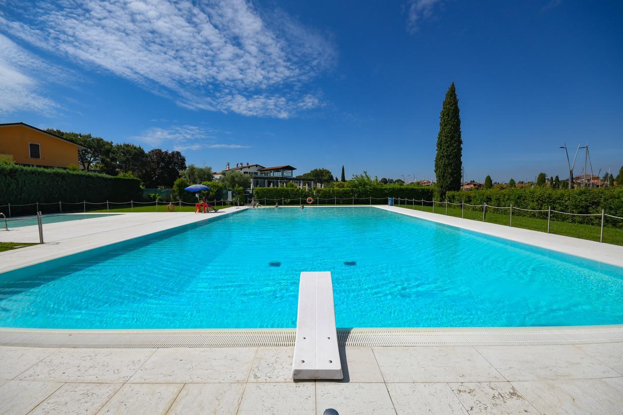 Sirmione Beach Apartment Eksteriør bilde
