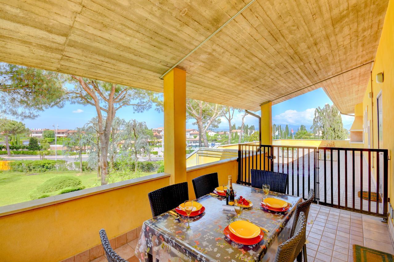 Sirmione Beach Apartment Eksteriør bilde